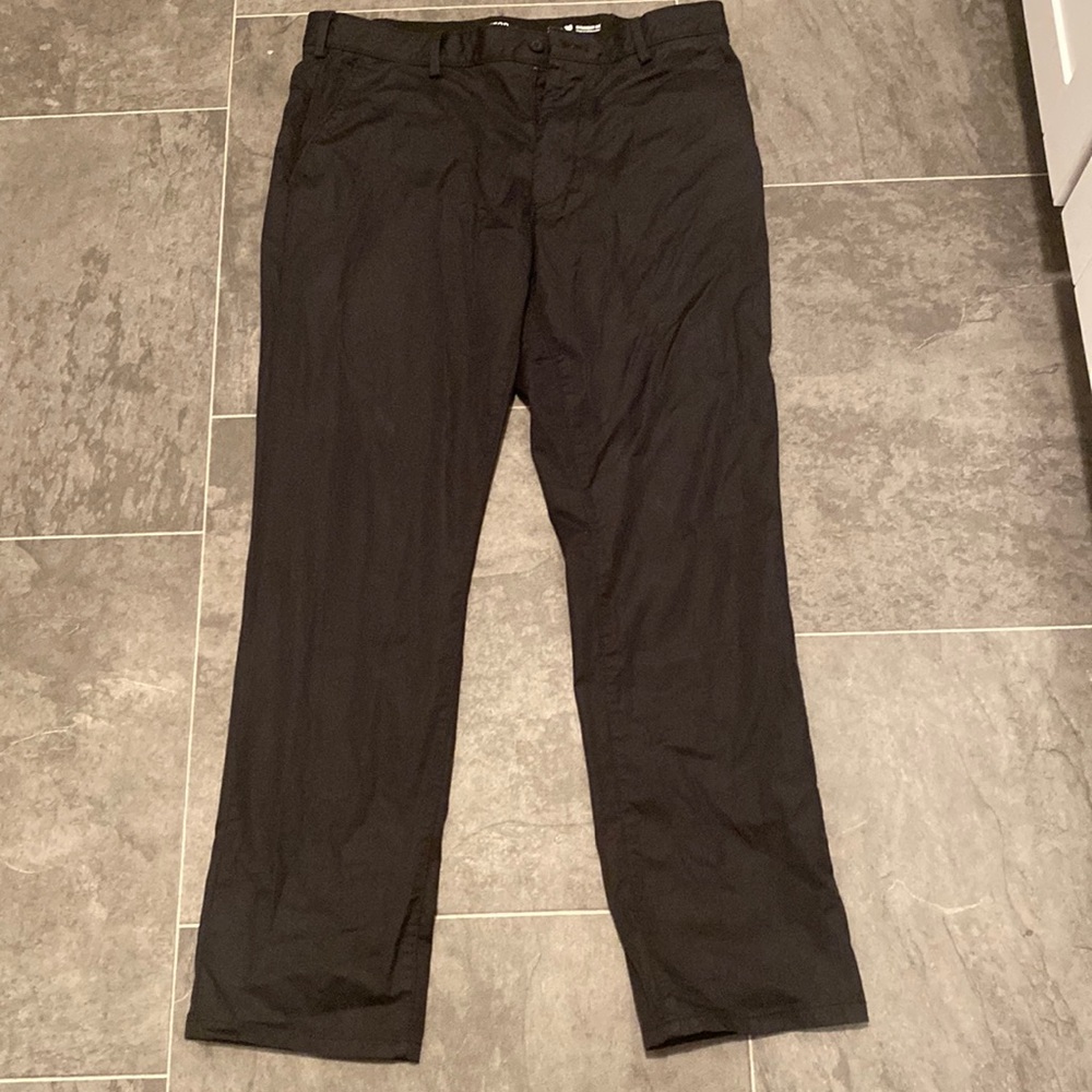 Mens Izod straight fit black dress pants